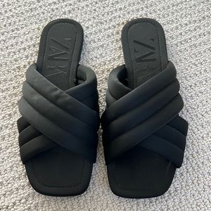 Zara black slides